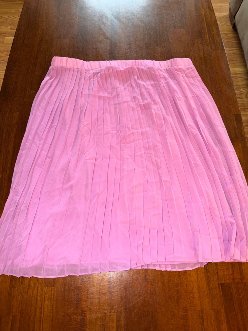 Banana Republic Ladies Pleated Lilac Midi Skirt. Petite. NWT. X-large.